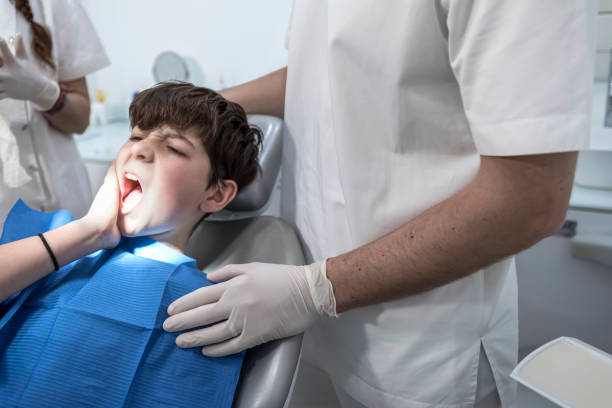 Best Emergency Dental Extractions in Franklin Rk, PA
